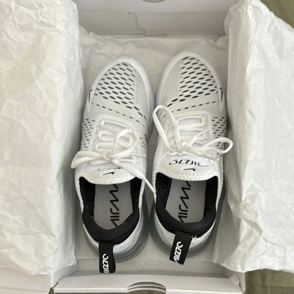 Women’s Nike Air Max 270